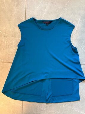 Rachel Roy asymmetrical hem tank top. Size small.